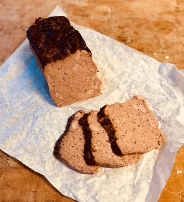 Paté Kylling m/confiteret and, citronskal, timian