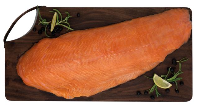 Laks røget hel Færøersk tørsaltet frost